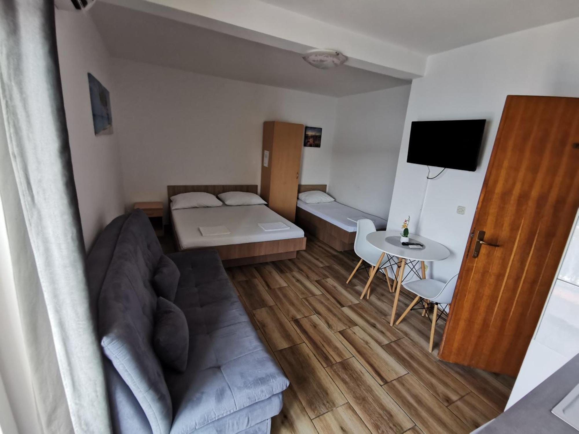 Apartmani Lezenic M Neum Bagian luar foto